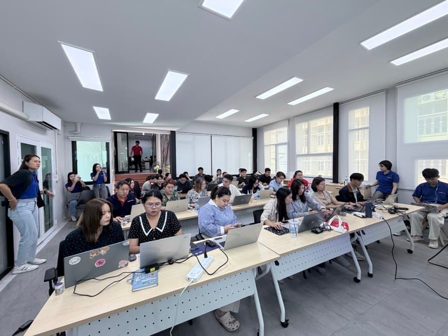 ออกแบบ AI workflow เฉพาะธุรกิจในคลาส Private